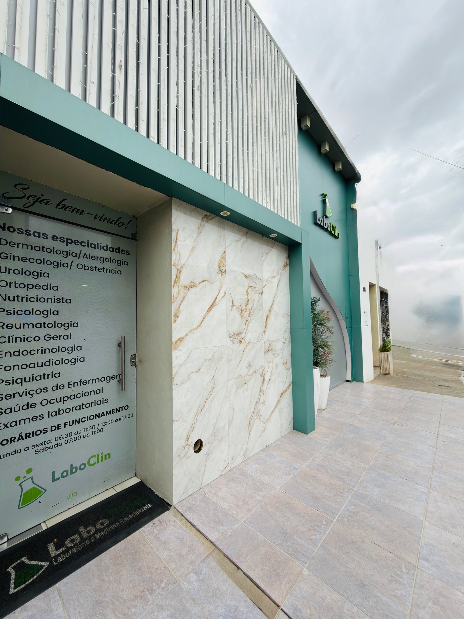 Fachada Laboclin